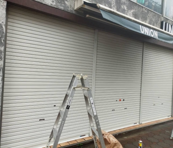 99シャッター 店舗シャッター修理